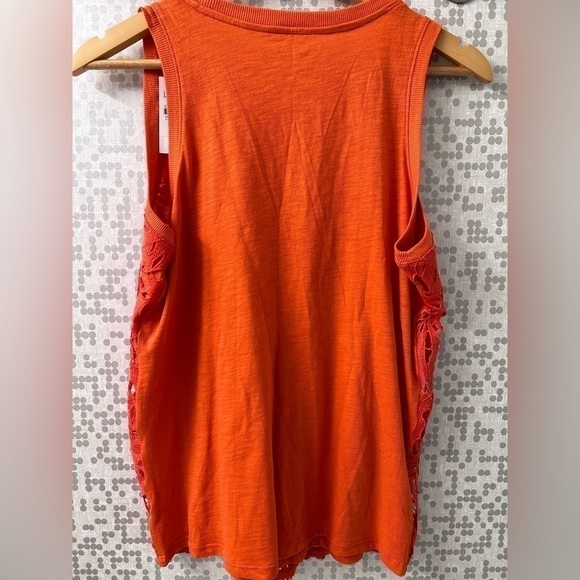 Loft sleeveless top with lace overlay - Picture 3 of 3